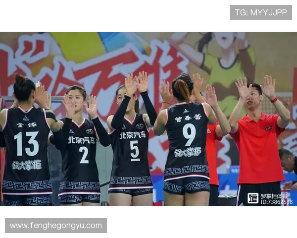 上海排球队以70分领跑世界杯积分榜展现强劲实力和团队协作精神 上海排球队以70分领跑世界杯积分榜展现强劲实力和团队协作精神