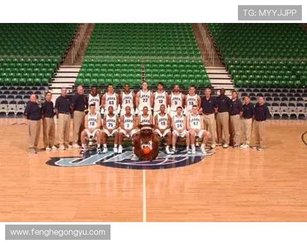 上海篮球队转型之路:从传统强队到现代化竞技新篇章 上海篮球队转型之路:从传统强队到现代化竞技新篇章