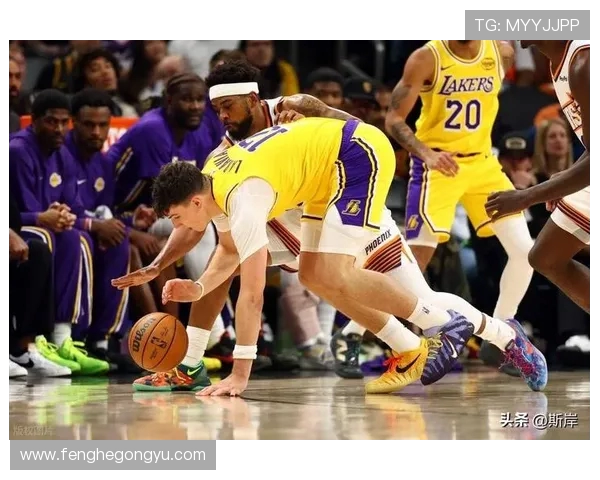 湖人对国王精彩对决回顾全场比赛亮点与精彩瞬间分析